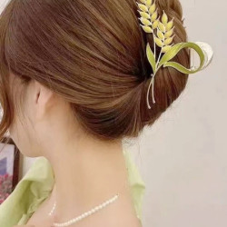 قباضة شعر بتصميم سنبله القمح بالوان مميزة