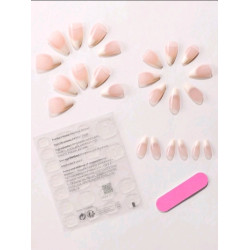 أظافر زائفة مغطاة بطلاء زيتي