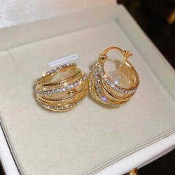 اقراط نسائية حلقية براقة باحجار الراين