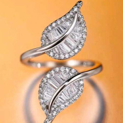 خاتم زركون مفتوح بشكل ورقة 