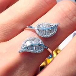 خاتم زركون مفتوح بشكل ورقة 