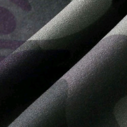 تي شيرت وبنطلون قصير بطباعة مموه الصغار 