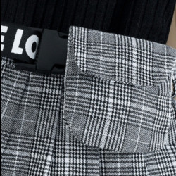 طقم بناتي بلوزة باكمام طويلة وتنورة مربعات 