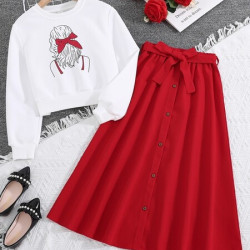 بلوفر برسوم وتنورة بازرار امامية 