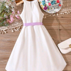 فستان برسوم زهور وقبعة