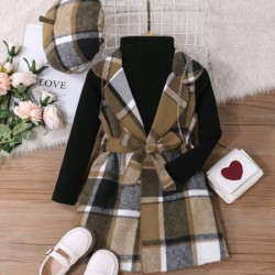 معطف وتي شيرت وقبعة للبنات