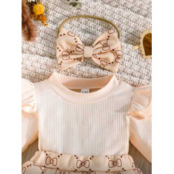 طقم بناتي للمواليد مع ربطة راس وجوارب