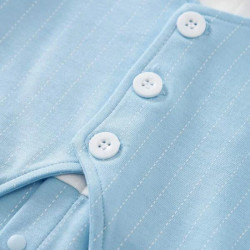 جمبسوت مخطط بعقدة الفراشة للمواليد