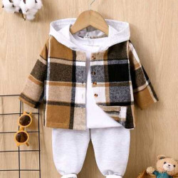 جاكيت مربعات ملونة قبعة مع بنطلون بدون تي شيرت 