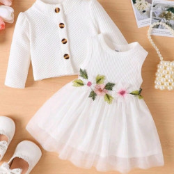 طقم فستان بناتي مطرز بالزهور