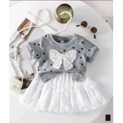 طقم مكون من قطعتين للبنات الصغيرات
