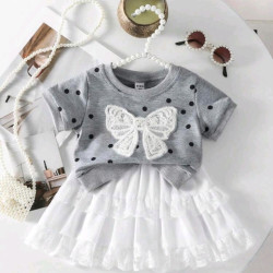 طقم مكون من قطعتين للبنات الصغيرات