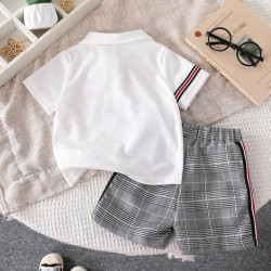 طقم قميص بولو مطرز بشخصية ديناصور مخطط ممتع للأولاد