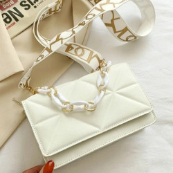 حقيبة مربعة موحدة اللون ابيض