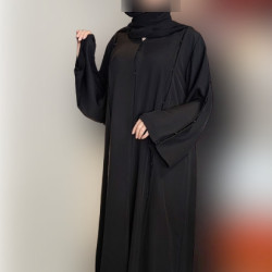 عباية الندى بكسرات ناعمة وتطريز يدوي 